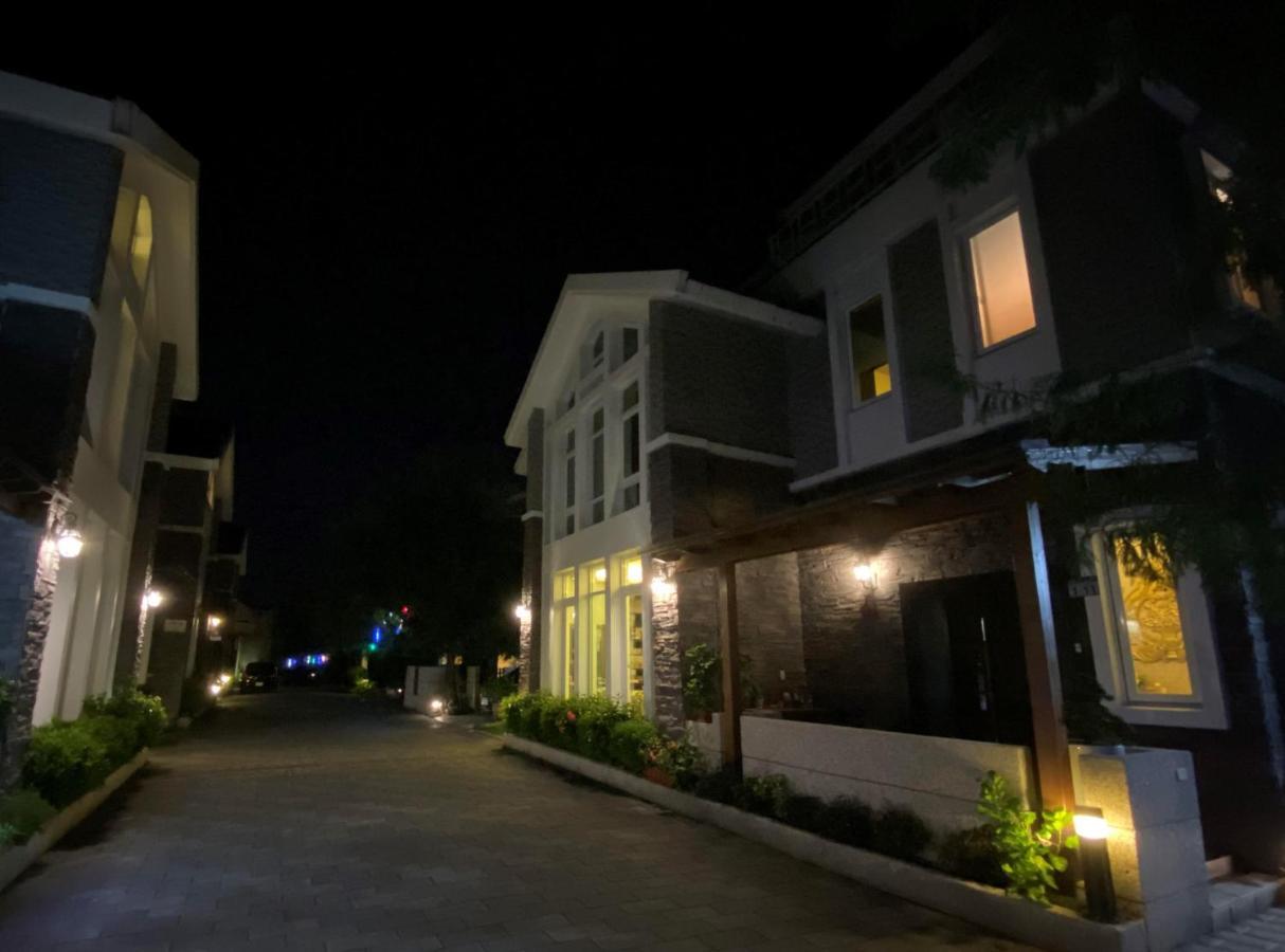 北歐小宅-市區電梯民宿附停車位 Hualien City Exterior photo